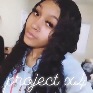 Meet your Posher, Kiana